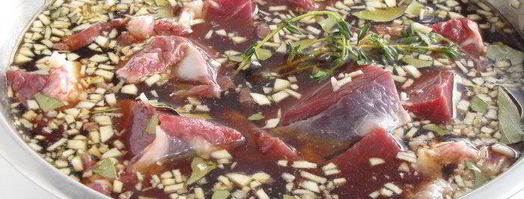 баранина в пиве с пряными сливами. Шаг 3