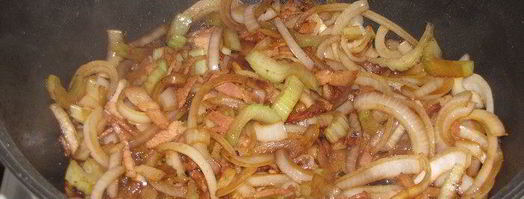 баранина в пиве с пряными сливами. Шаг 9