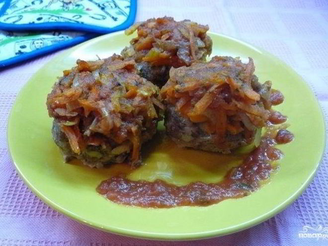 Рецепт биточков под соусом