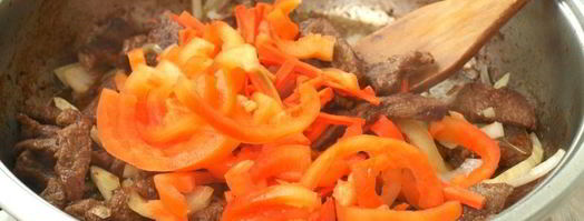 говядина с овощами и томатами. Шаг 4