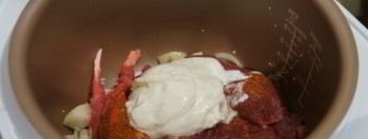 индейка, тушеная в сметане. Шаг 3