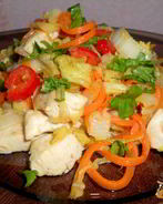 Куриное филе тушеное с пекинской капустой