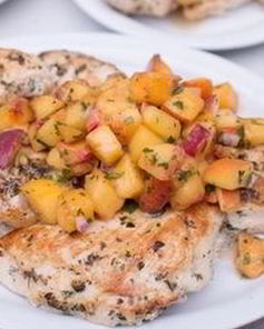 Куриные грудки с персиком