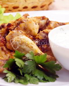 Куриные крылышки в духовке