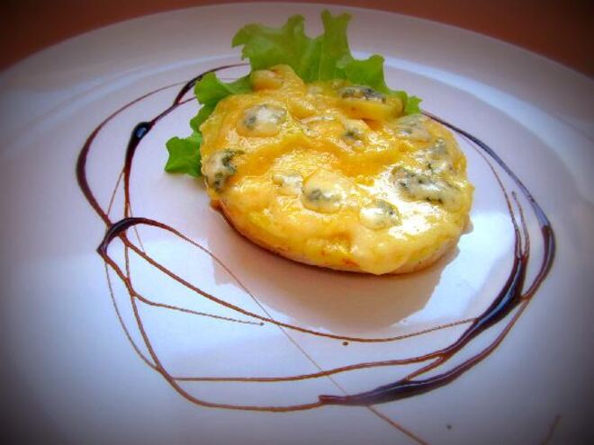 Рецепт курицы с ананасом под сырной корочкой