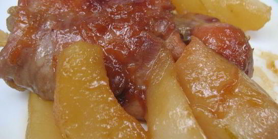 Курица с грушами в медовом соусе