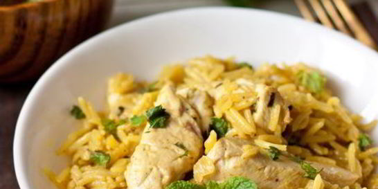 Курица с рисом и карри