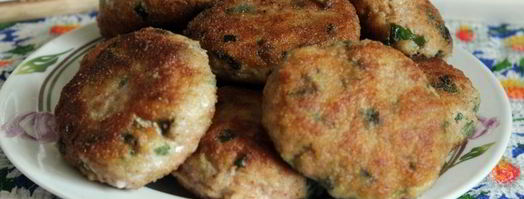 мясные биточки с картофелем и черемшой. Шаг 8