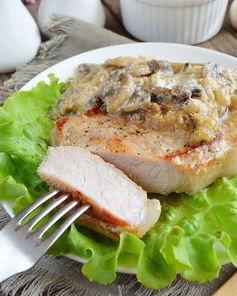 Мясо под грибочками