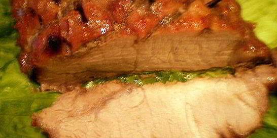 Свинина в брусничном соусе