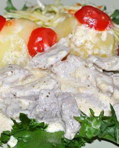 Свинина в сырно-сметанном соусе