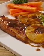 Телятина с ананасом и кисло-сладким соусом