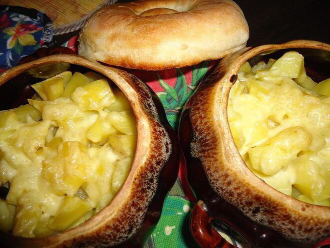 Рецепт телятины с картофелем в горшочках