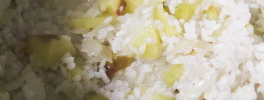 цыпленок, фаршированный рисом и яблоками. Шаг 5