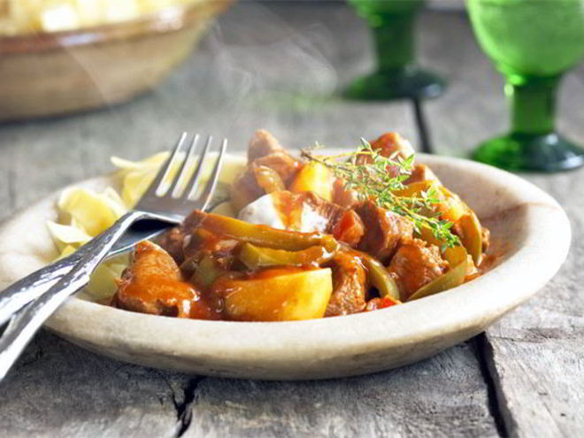 Рецепт тушеной говядины с овощами