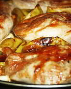 Утиные грудки с яблоками