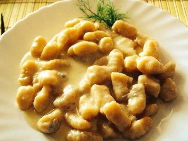 Рецепт ньокков со сливочно-грибным соусом