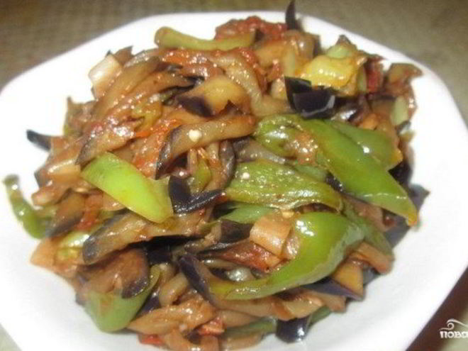 Рецепт баклажанов, жаренных с перцем и помидорами
