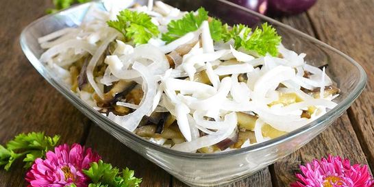 Баклажаны жареные с яйцом