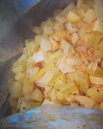 Картофель и кабачки, запеченные в рукаве