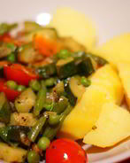 Овощи, жареные на сковороде