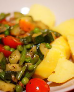 Овощи, жареные на сковороде