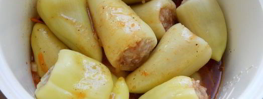 перец фаршированный куриным фаршем в мультиварке. Шаг 6