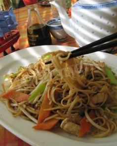 Тушеный тофу с яйцами