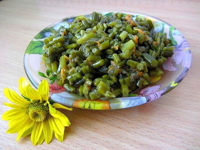 Рецепт тушеных чесночных стрелок