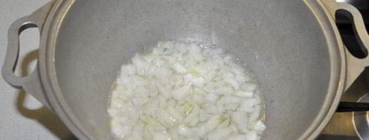 тушеные овощи с копченостями. Шаг 3