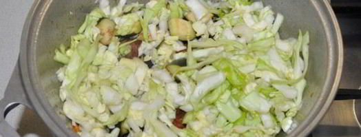 тушеные овощи с копченостями. Шаг 8