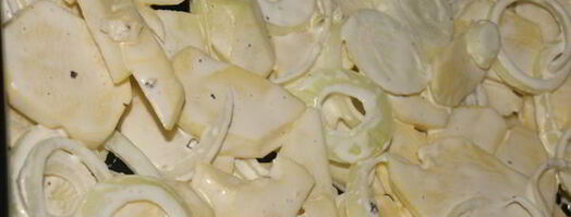 запеченный картофель с луком в сметане. Шаг 5