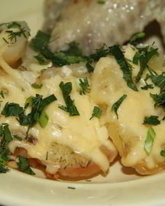 Запеченный картофель в сливках с сыром