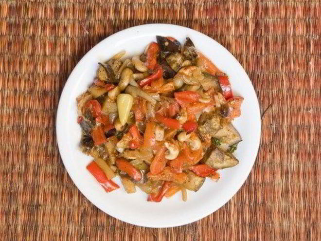 Рецепт запеченых овощей с чесноком и пармезаном