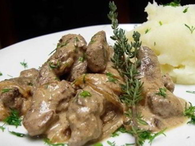 Рецепт говяжьей печени со сметаной в мультиварке