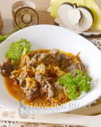 Говяжья печень тушеная в соусе в мультиварке