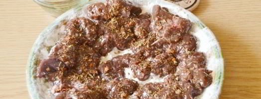 говяжья печень тушеная в соусе в мультиварке. Шаг 7