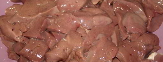 индюшиная печень в сметанно-луковом соусе. Шаг 2