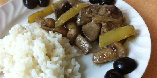 Куриная печень с шампиньонами