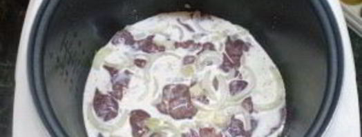 куриная печень в сметане в мультиварке. Шаг 3