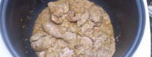 куриная печень в сметане в мультиварке. Шаг 4