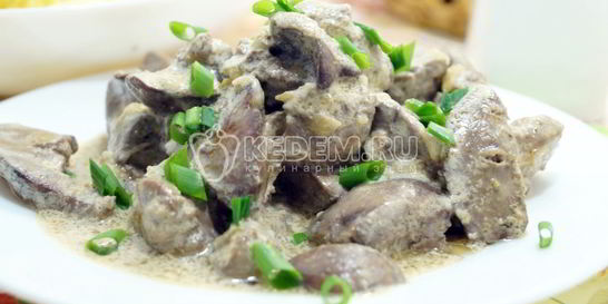 Куриная печень в сметане