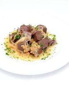 Куриная печень в сырном соусе