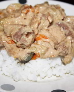 Нежная говяжья печень в сметанном соусе