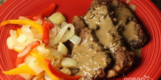 Печень говяжья с овощами