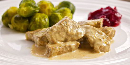 Печень говяжья со сметаной