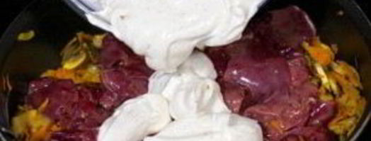 печень куриная жареная с подливкой. Шаг 6