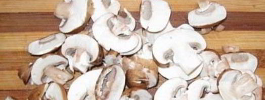 печень с грибами в мультиварке. Шаг 3