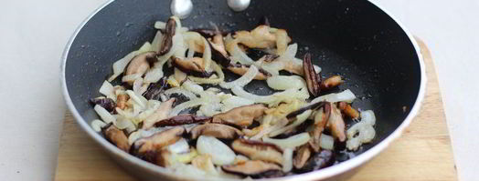 печень с грибами. Шаг 3