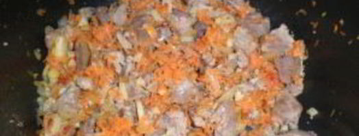 печень с овощами в мультиварке. Шаг 4